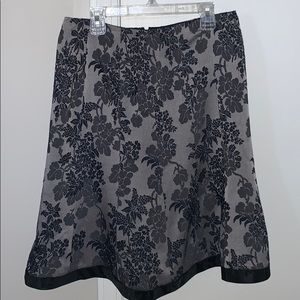 Ann Taylor 4 Petite skirt